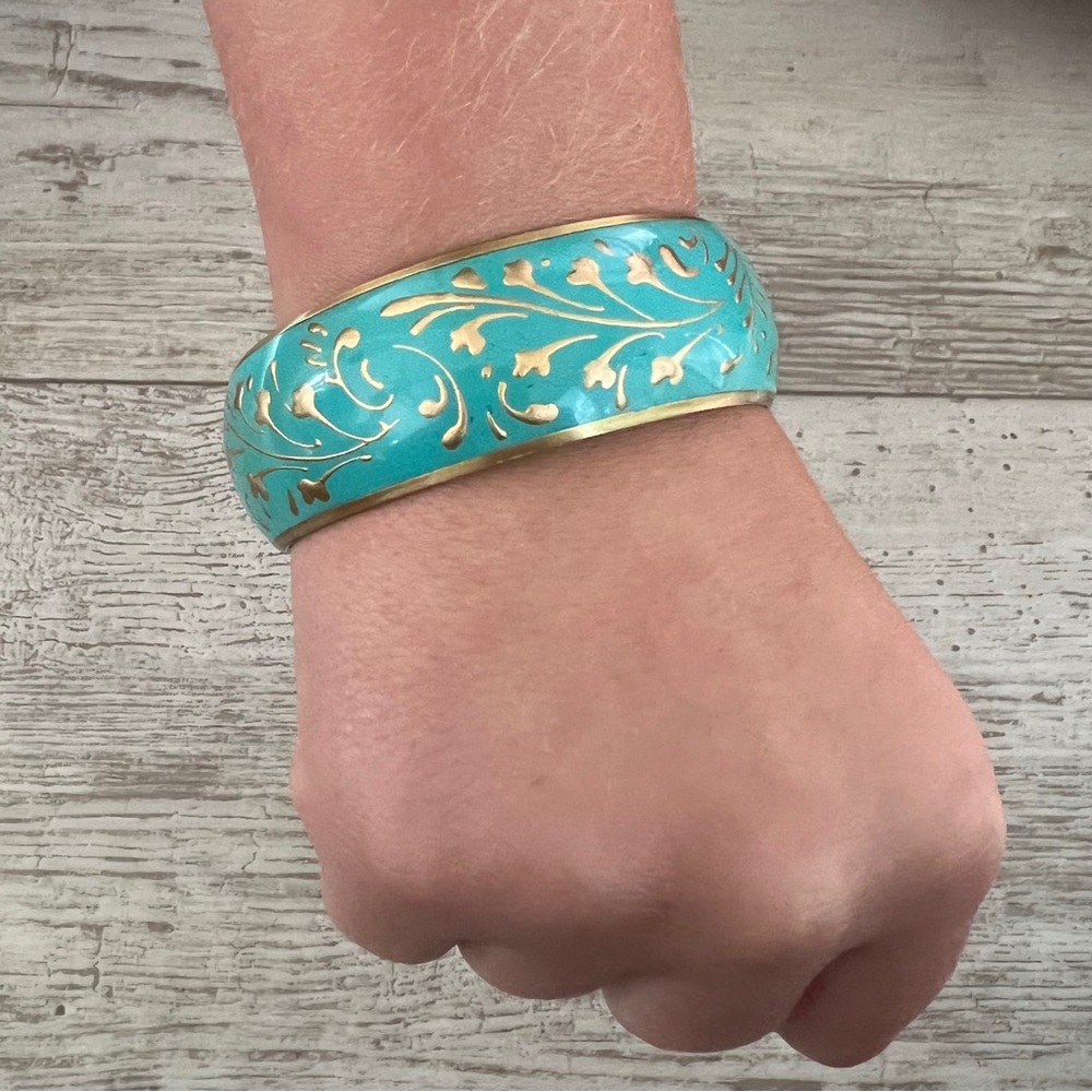BEAUTIFUL Teal and Gold Floral Bangle Bracelet EUC! - Picture 2 of 9
